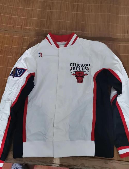 乔丹是多少号衣服，乔丹是多少号球衣？